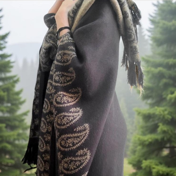 Other - Shawl poncho